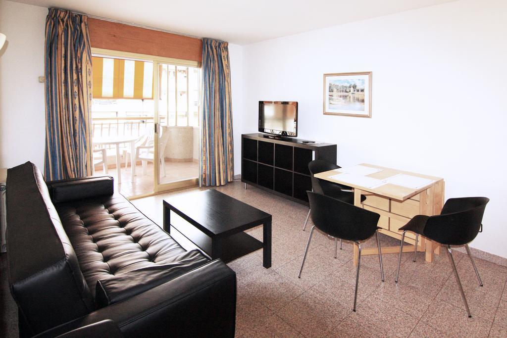 Apartamentos Indasol Salou Extérieur photo