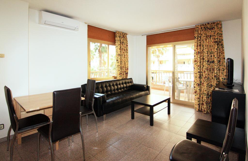 Apartamentos Indasol Salou Extérieur photo