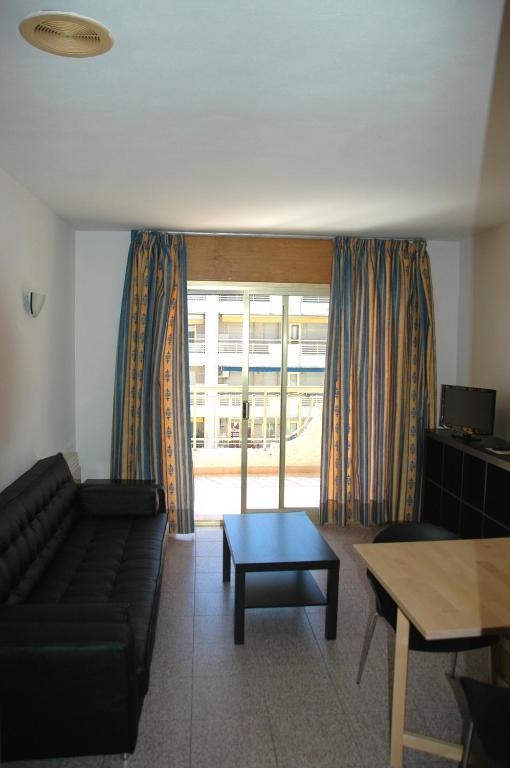 Apartamentos Indasol Salou Extérieur photo