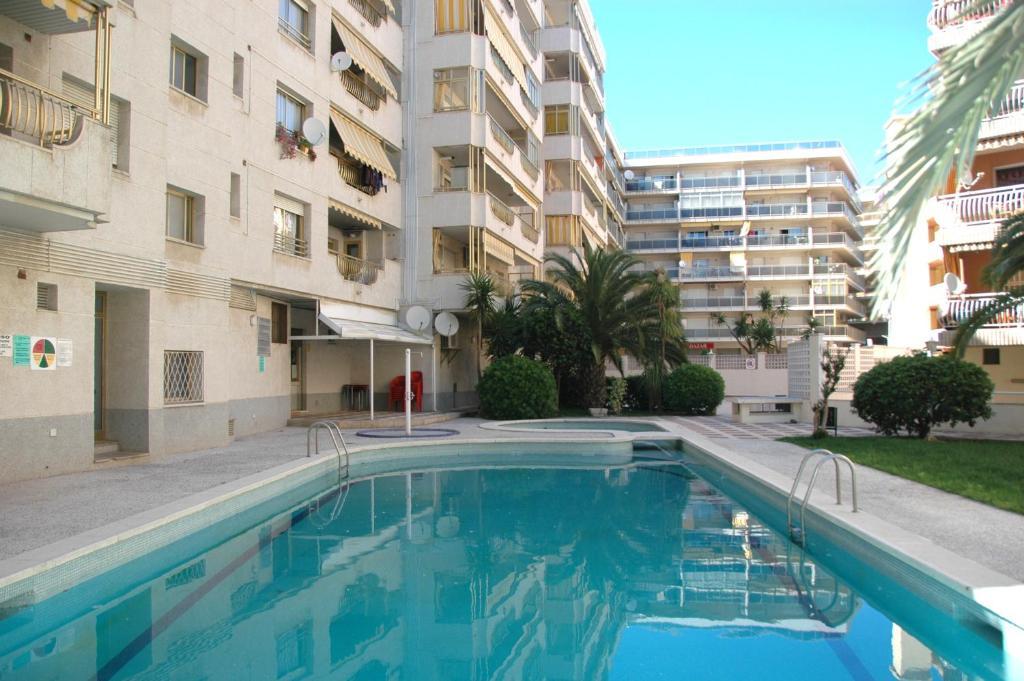 Apartamentos Indasol Salou Extérieur photo